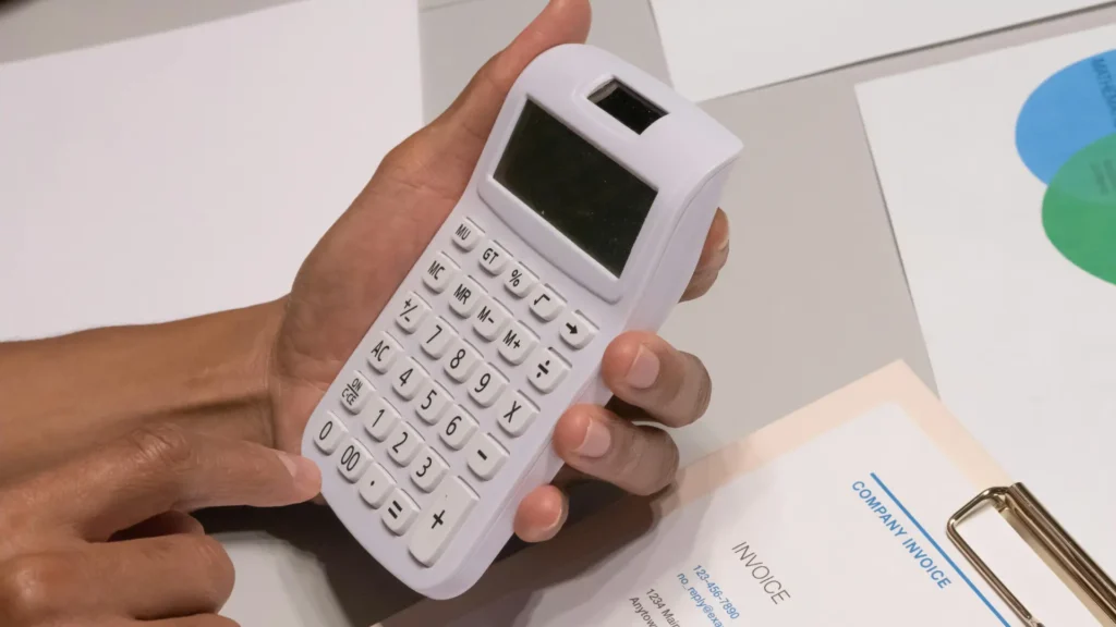 AI Chatbot Cost Benefit Analysis in 2025: Calculate in 5 Steps